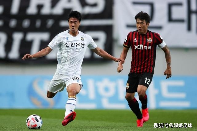阿森纳客场奋力拼搏，厄德高制胜进球让那不勒斯无奈落败